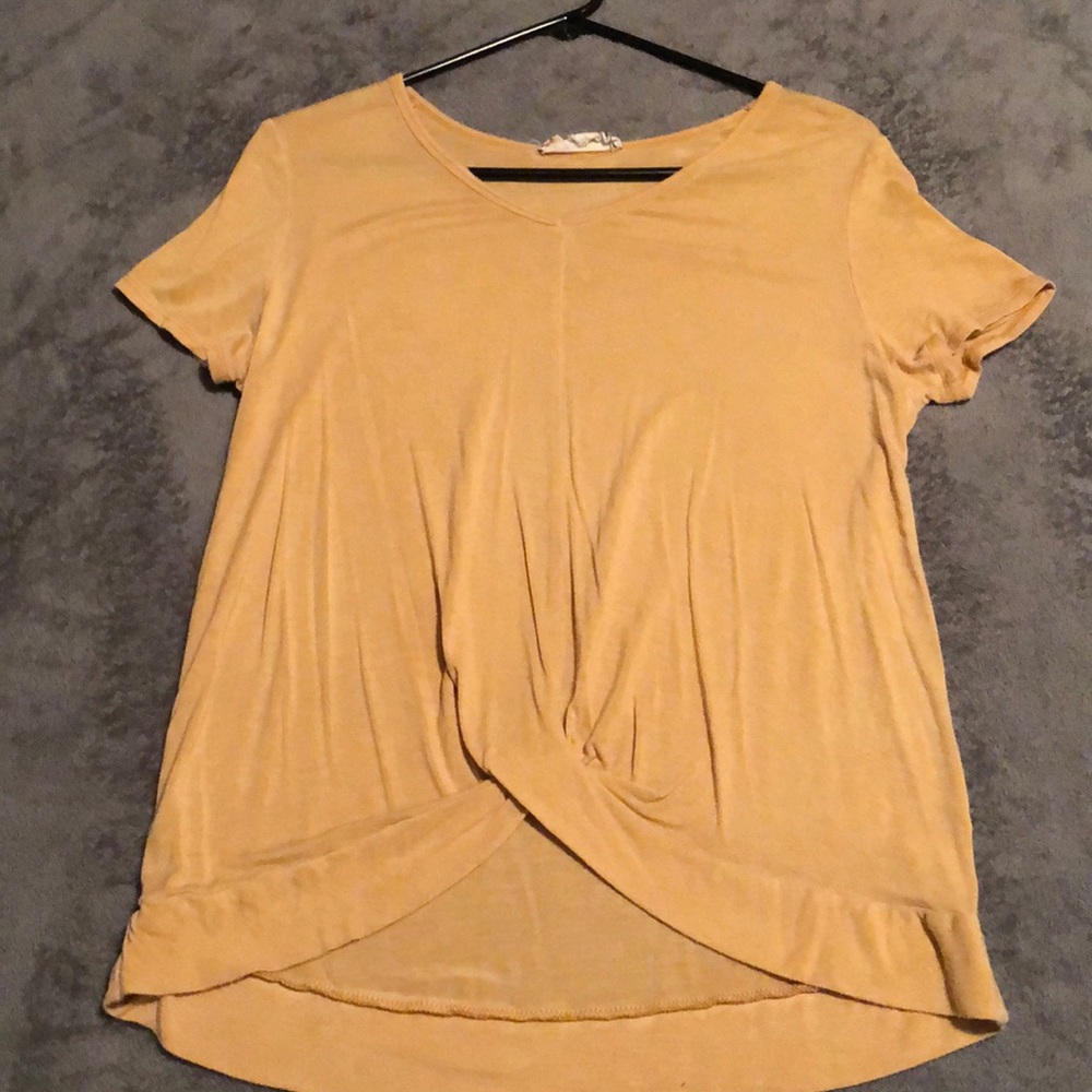 Tee